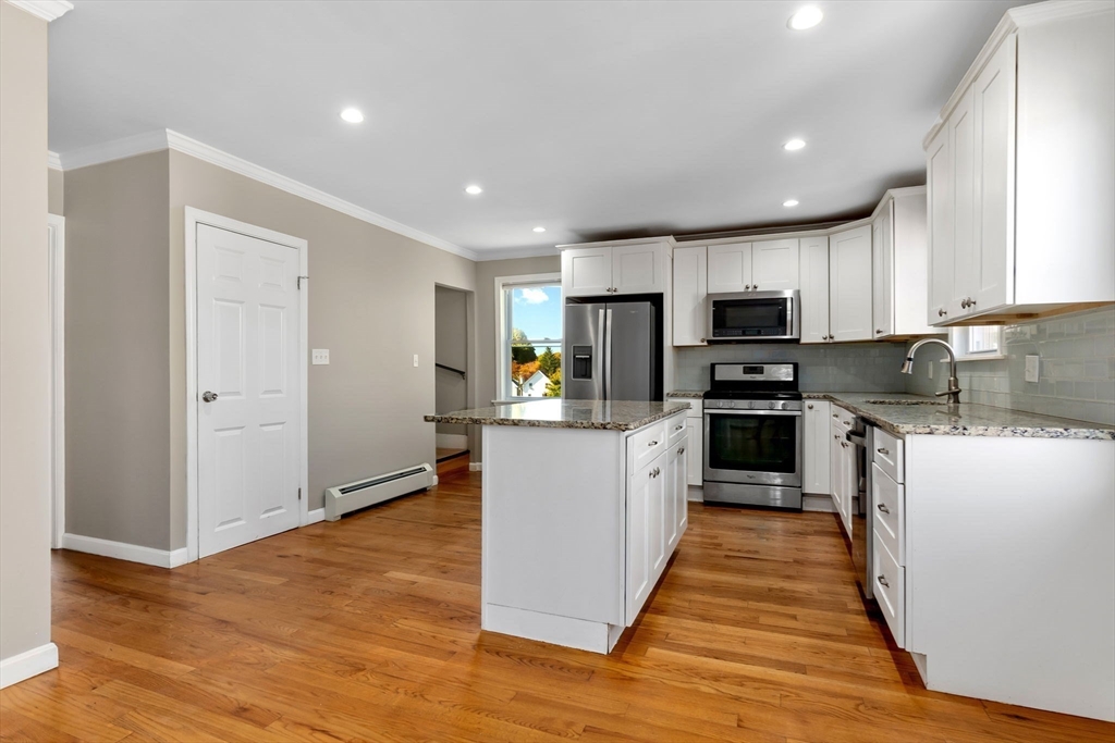 18 Ord St Unit: -