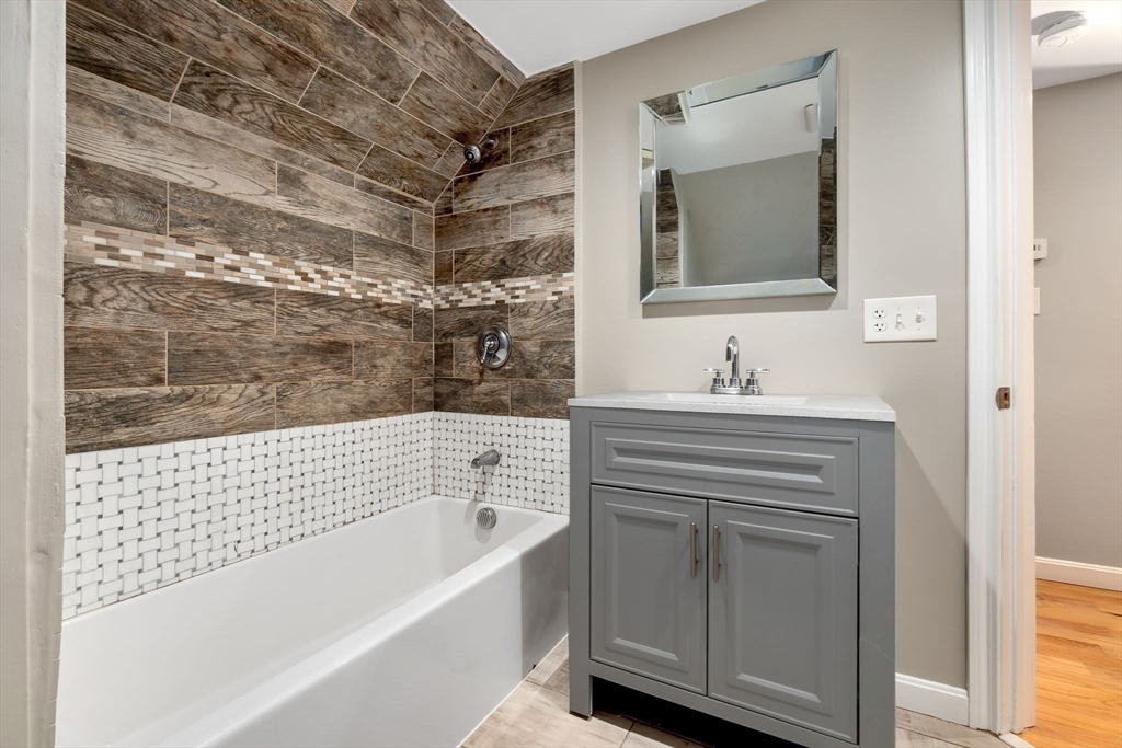 18 Ord St Unit: -