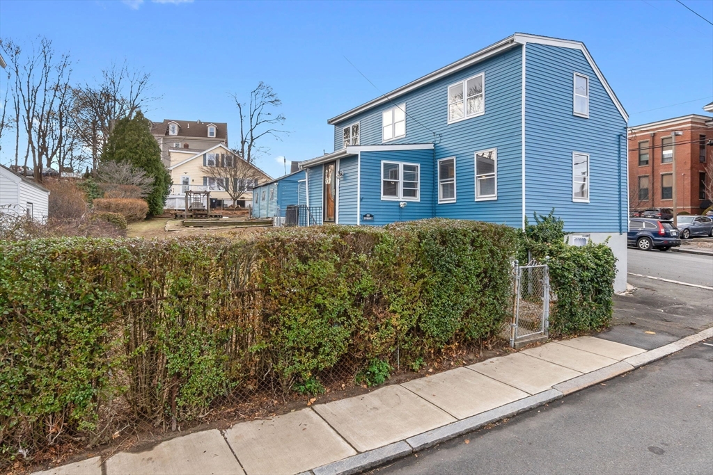 65 Buffum St
