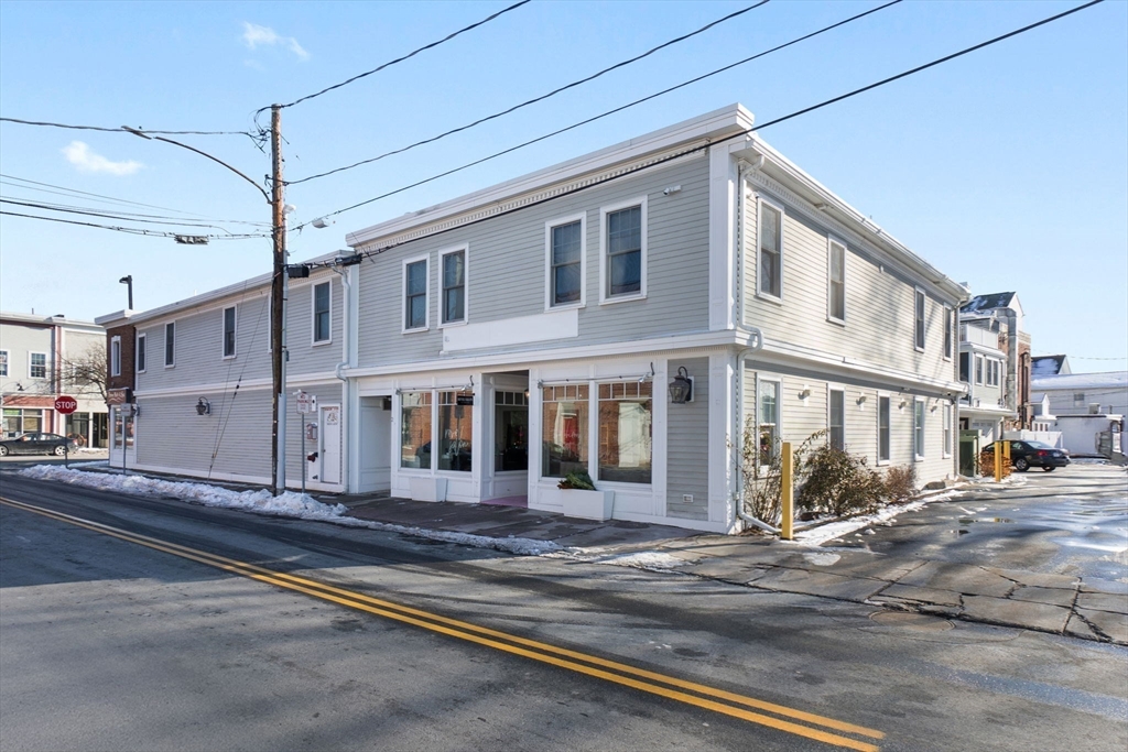 50 Maple St # 6
