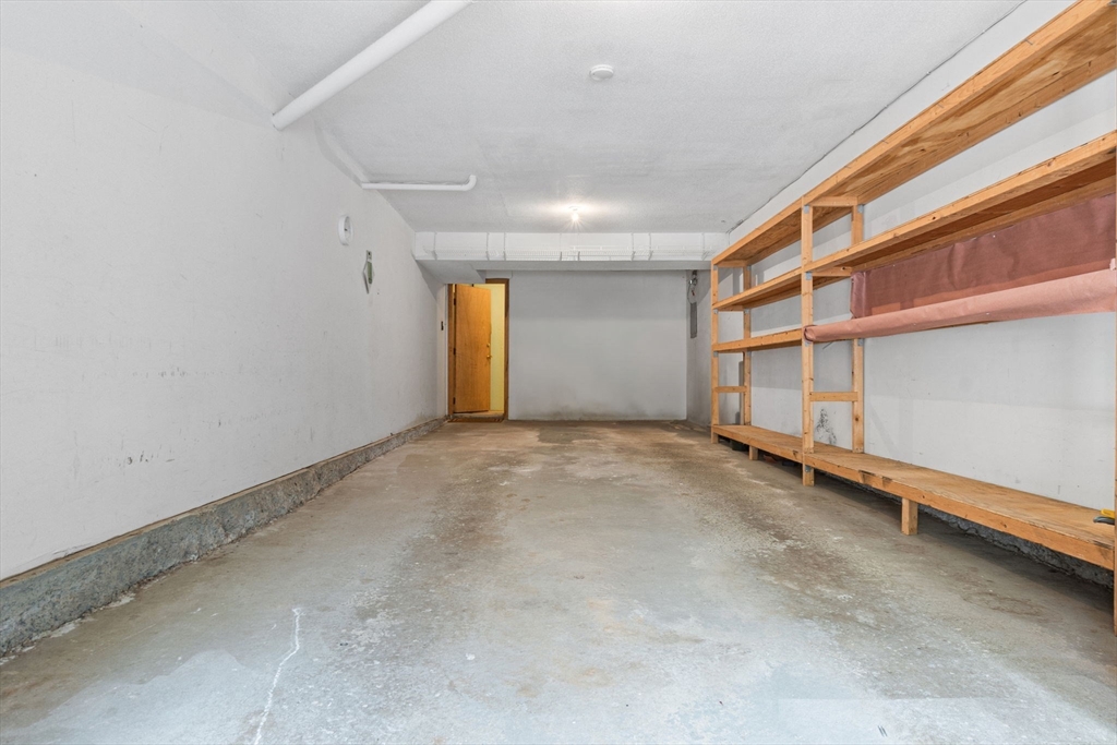 29 1st St # D