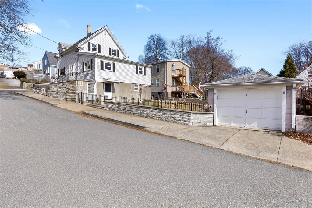 19 Highland Park