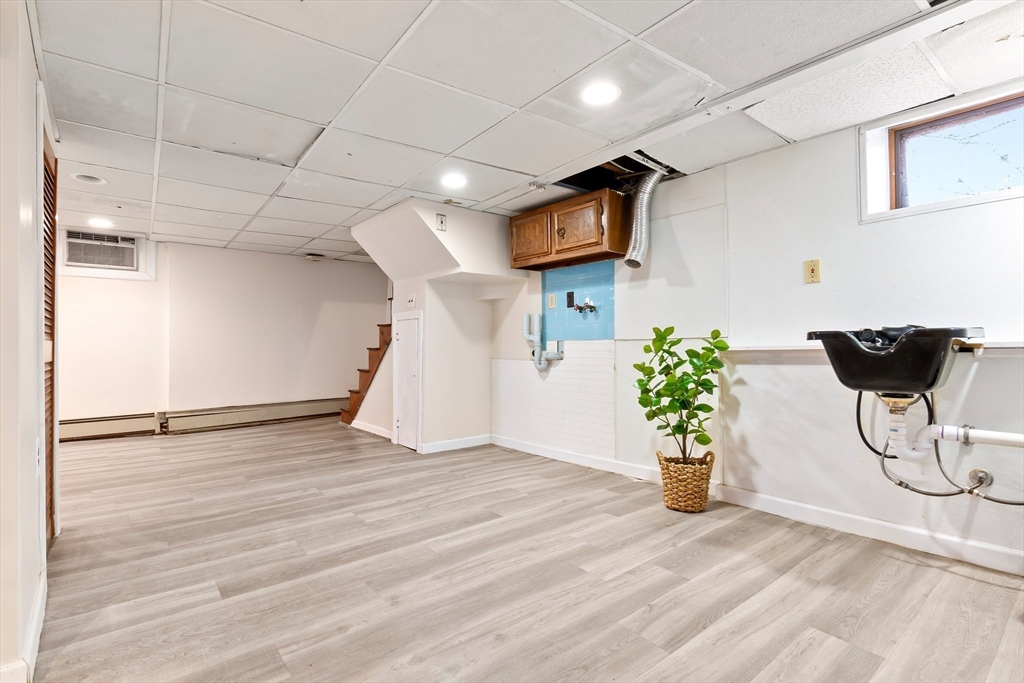19 Highland Park