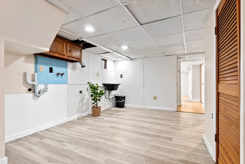 19 Highland Park