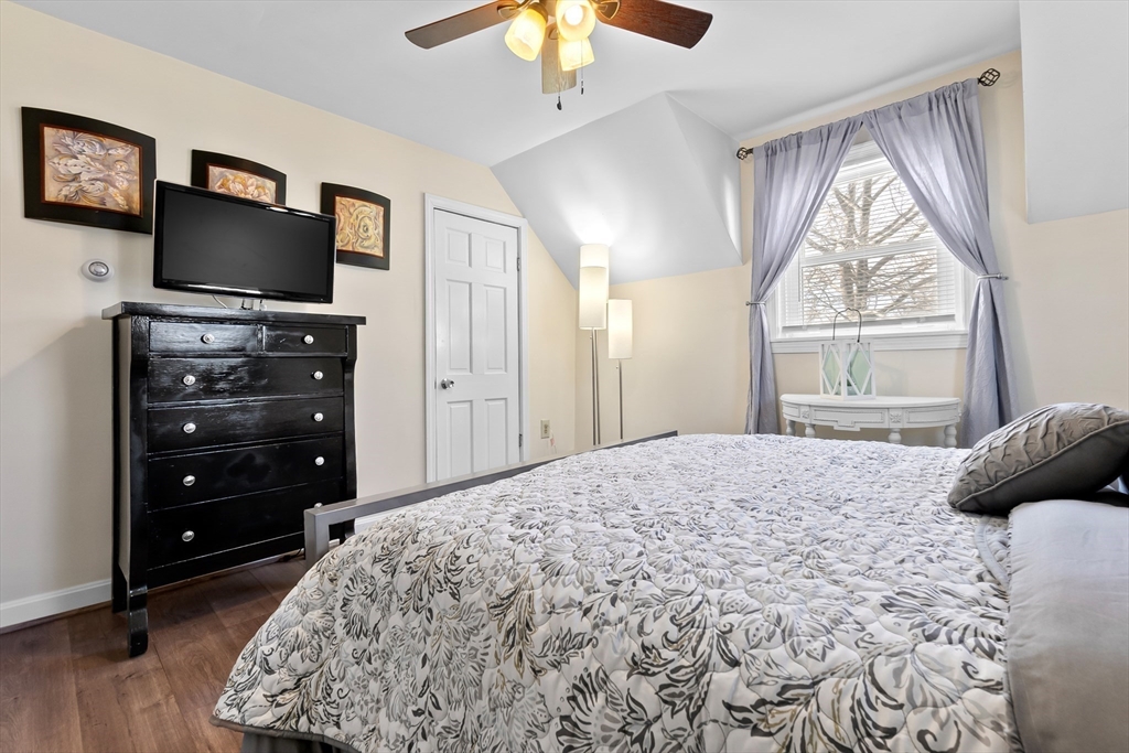 19 Highland Park