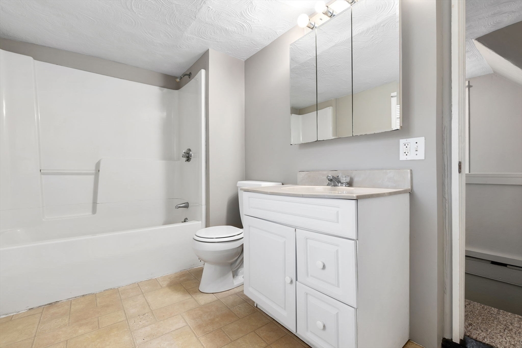 92 Washington St # 2