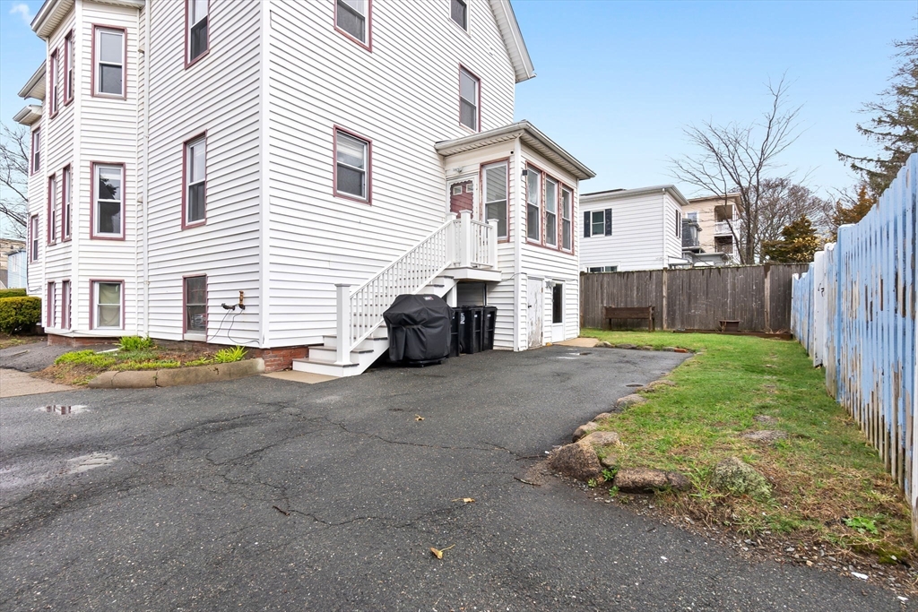 55 Pine St # 1