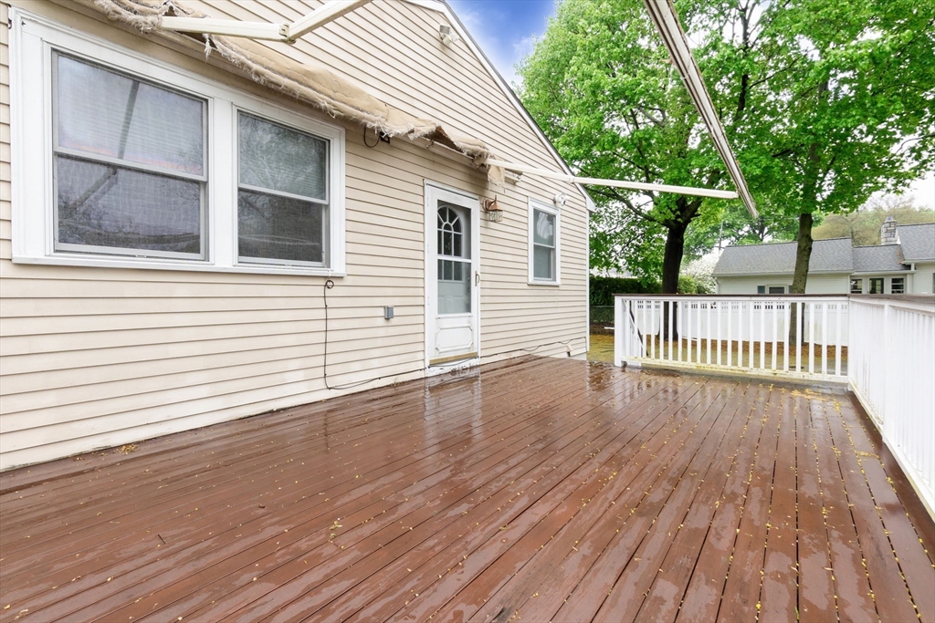 199 Lynn St