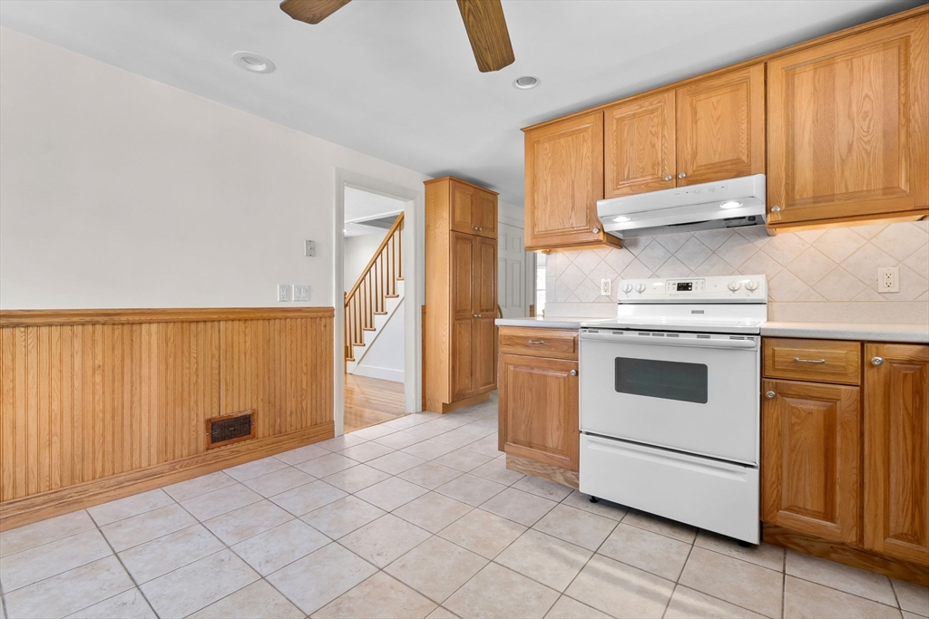 11 Herrick St Ext