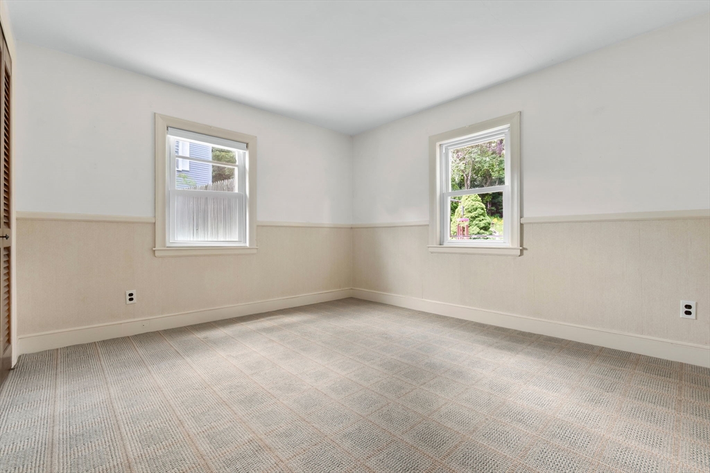 11 Herrick St Ext