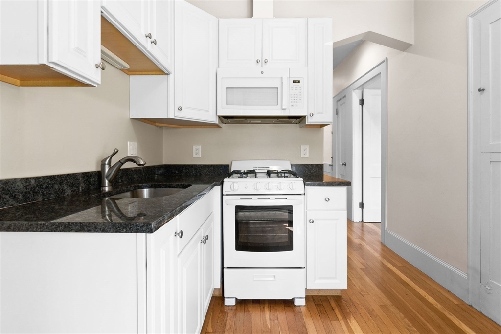 28 Poplar St # 7