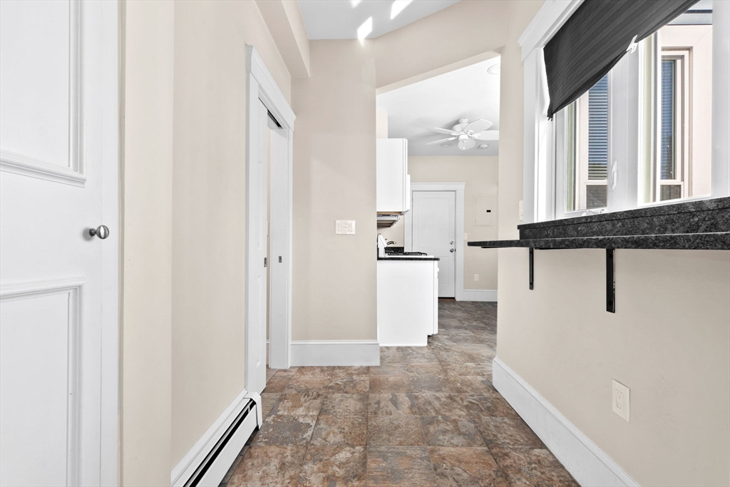 28 Poplar St # 3