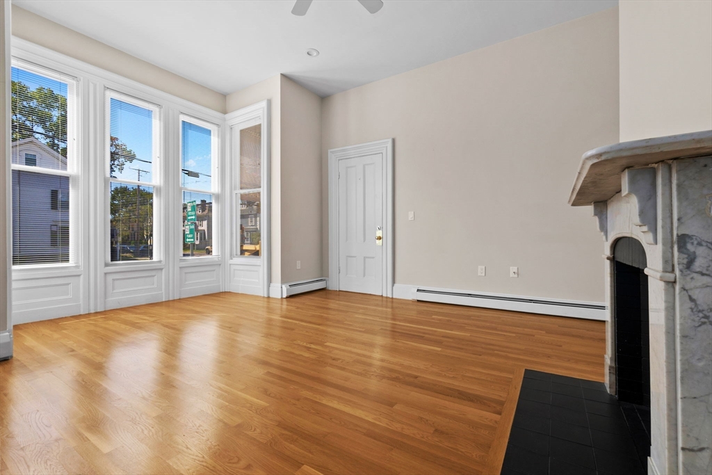 28 Poplar St # 3