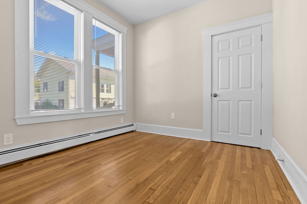 28 Poplar St # 3