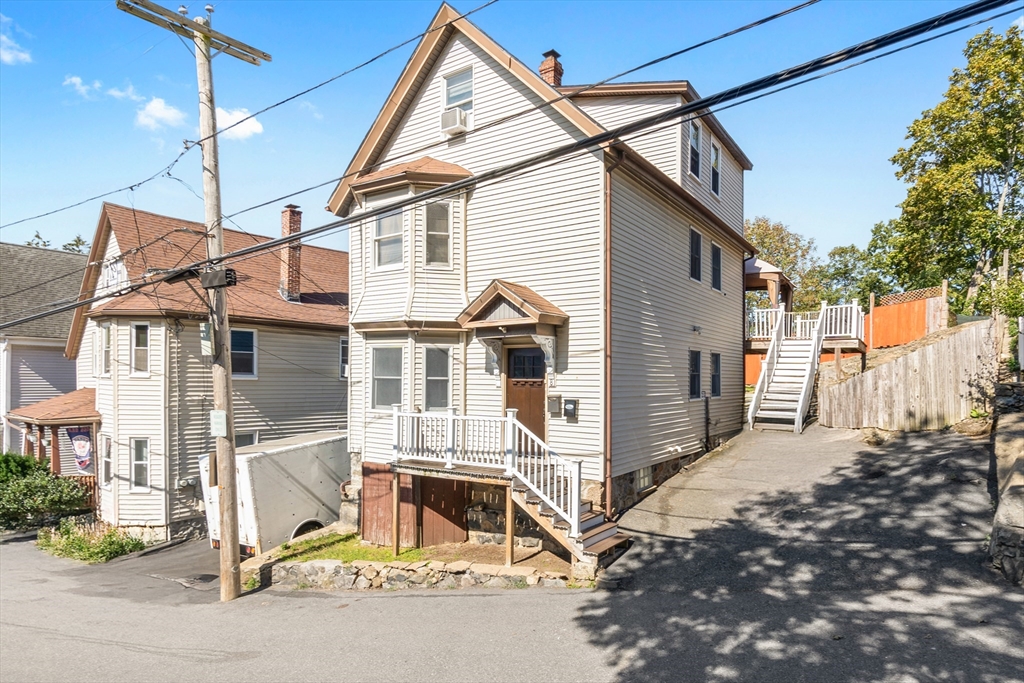 8 Windsor Ave # 1