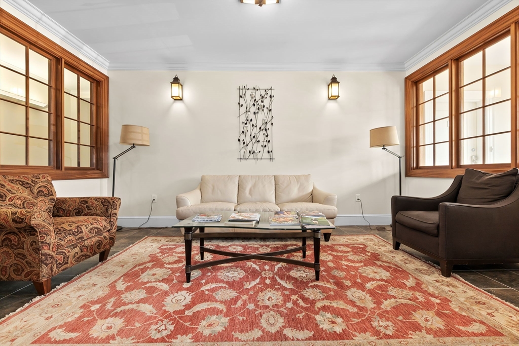 33 Intrepid Cir # 208