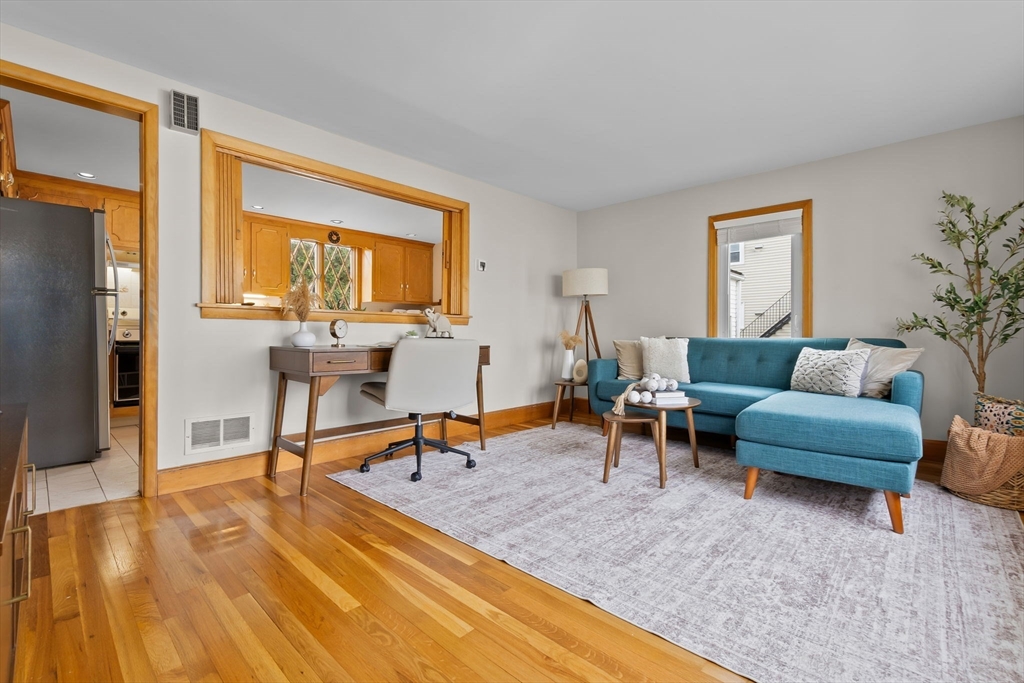 25 Northend St