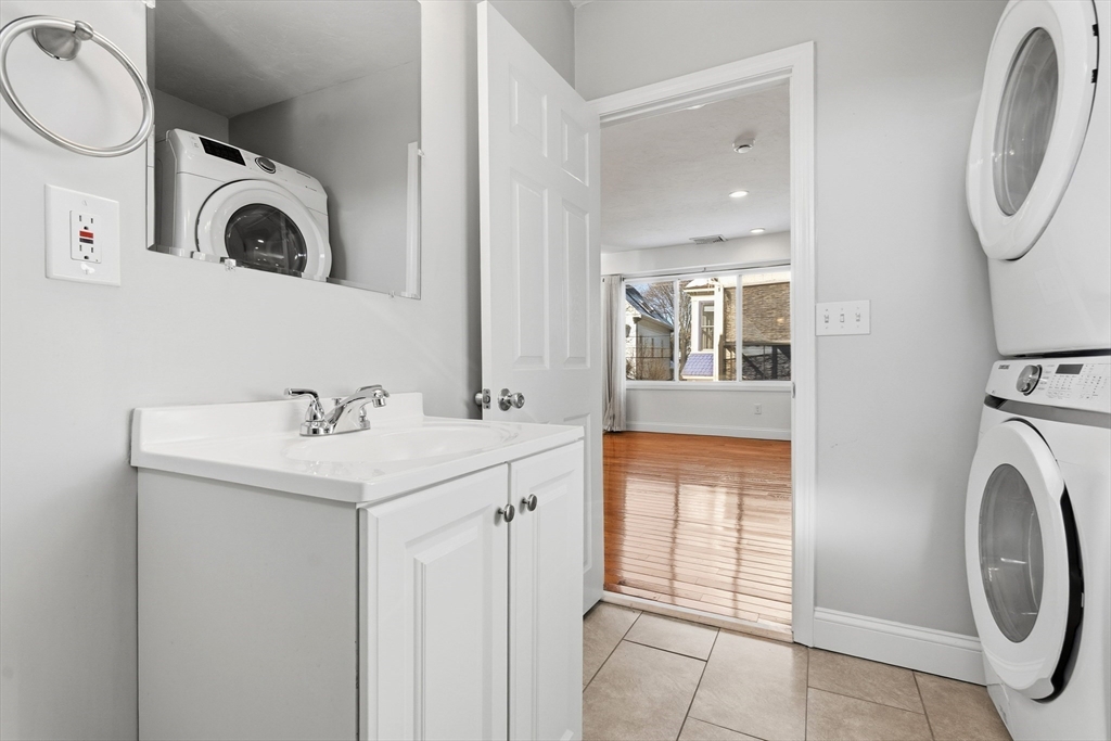 21 Emerton St # 2