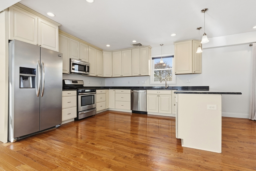 21 Emerton St # 2
