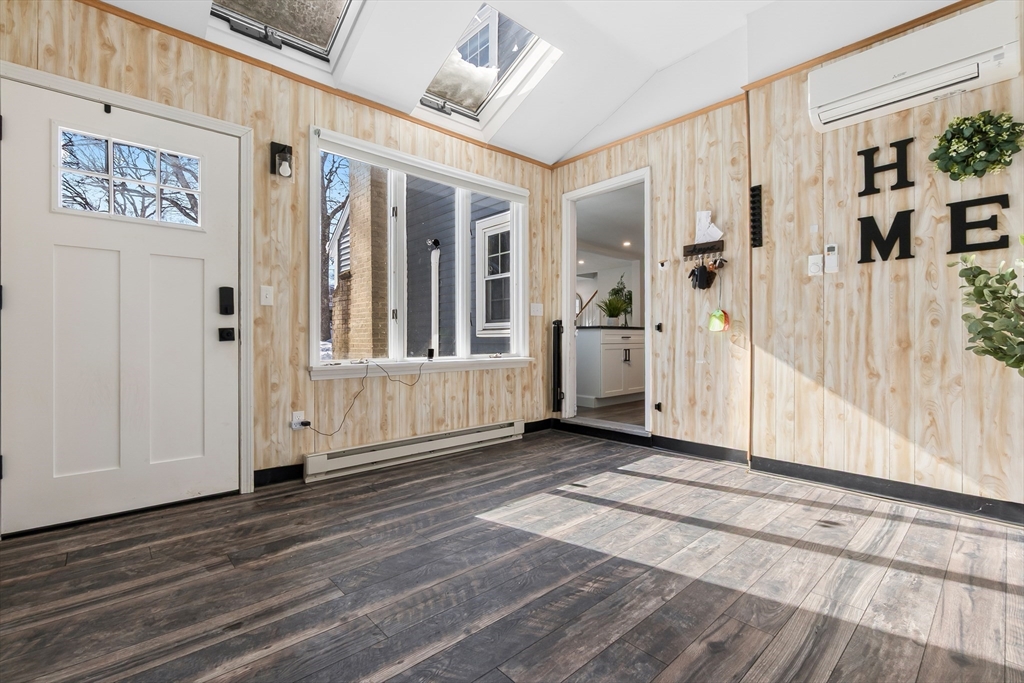 10 Ashcroft Cir