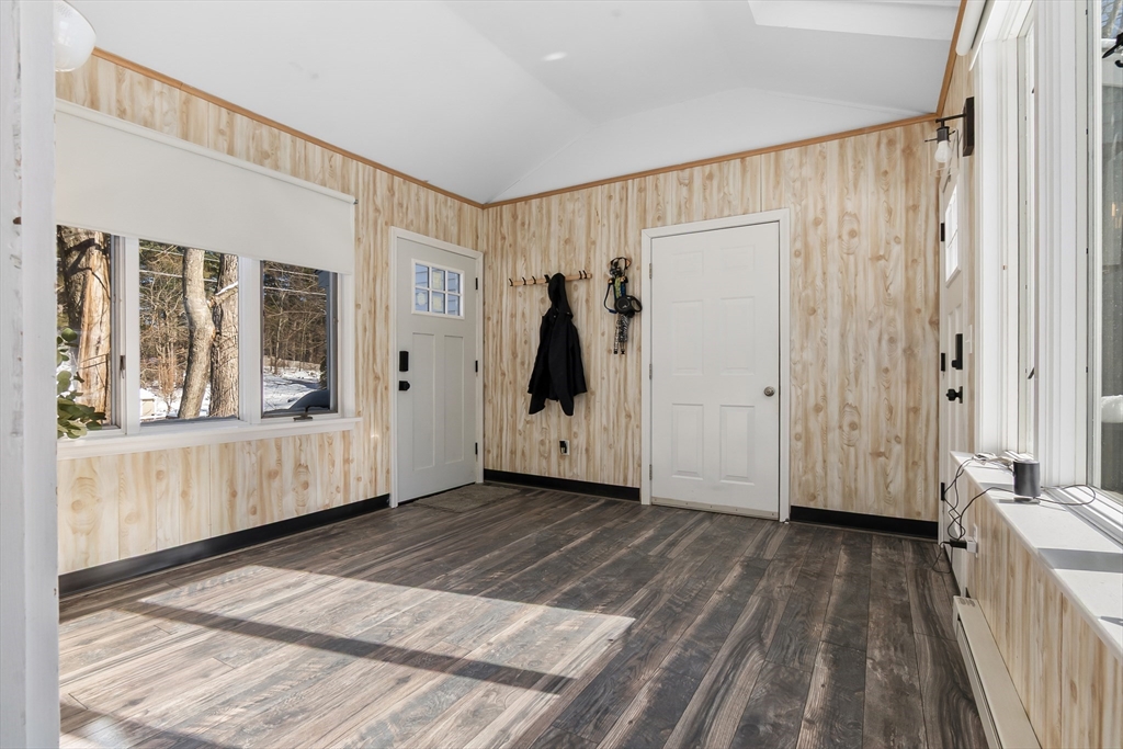 10 Ashcroft Cir