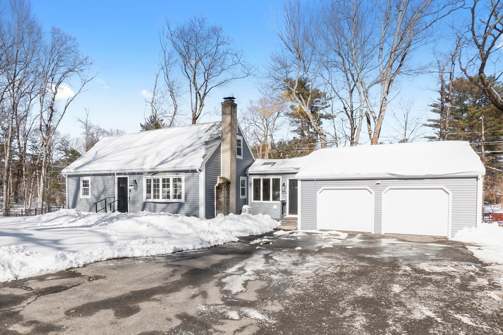 10 Ashcroft Cir