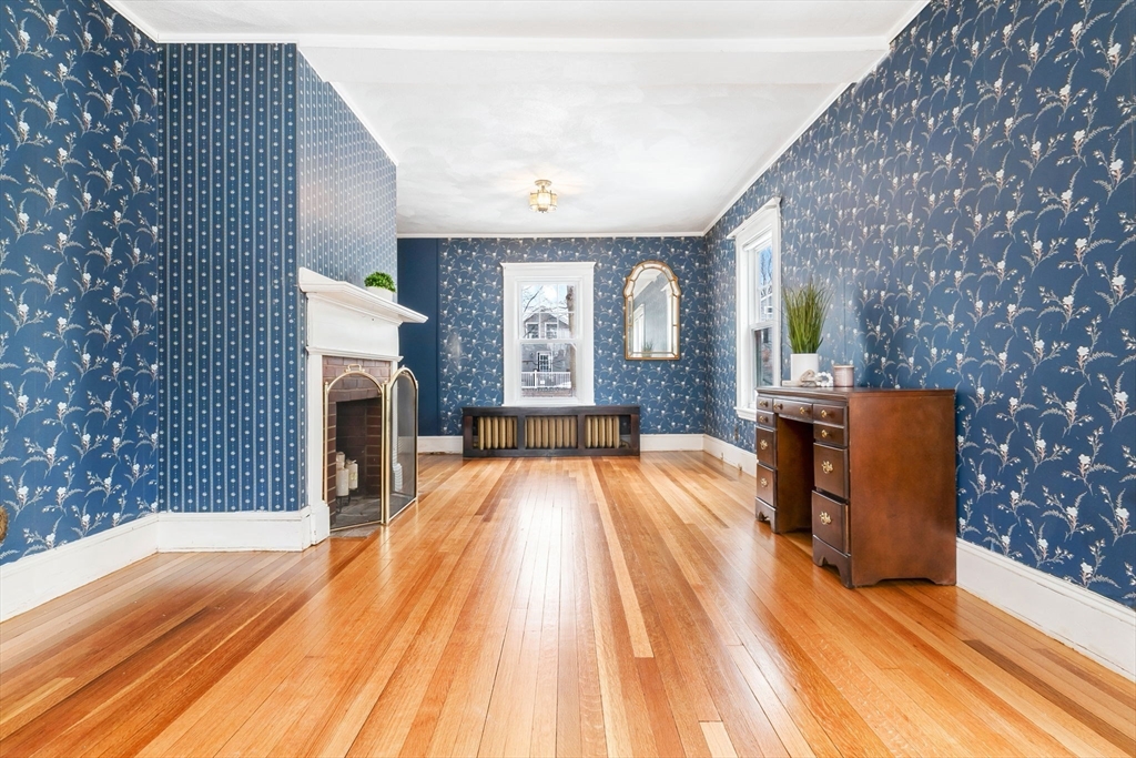 14 Chase St