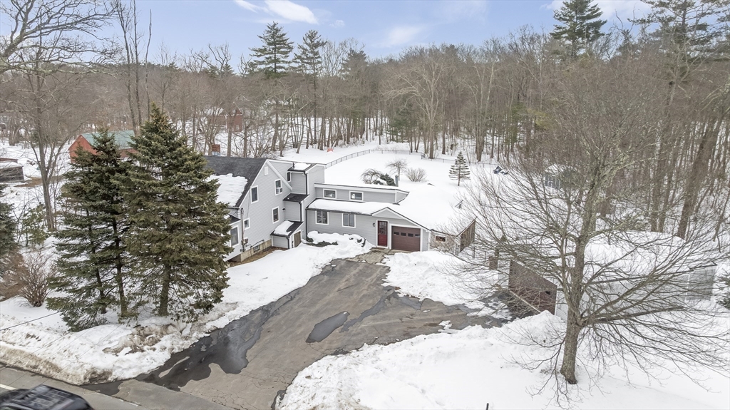 54 Rabbit Rd
