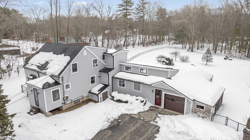 54 Rabbit Rd