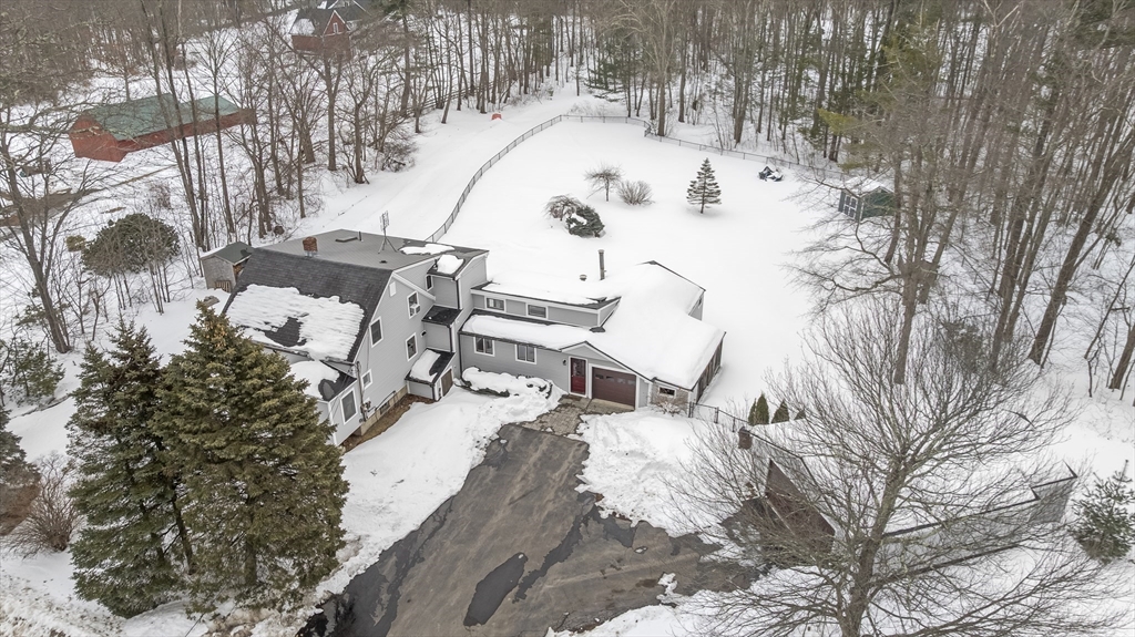 54 Rabbit Rd