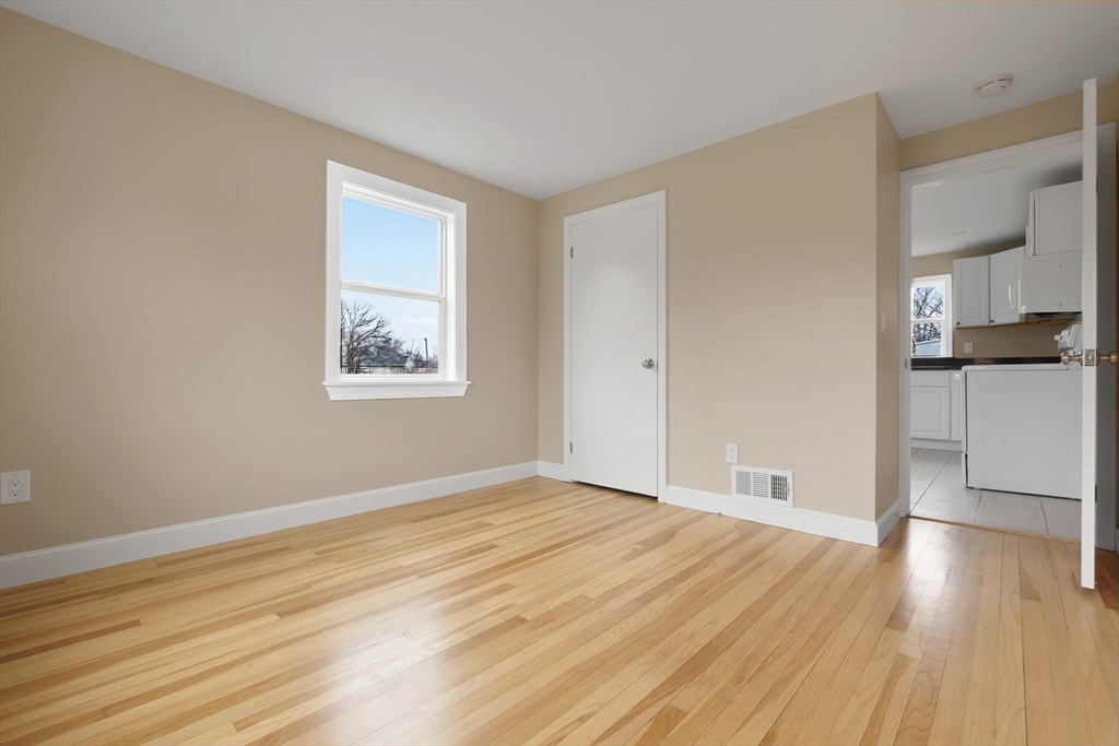24 Garden St