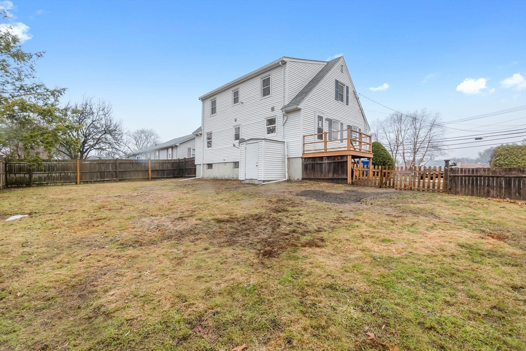 24 Garden St