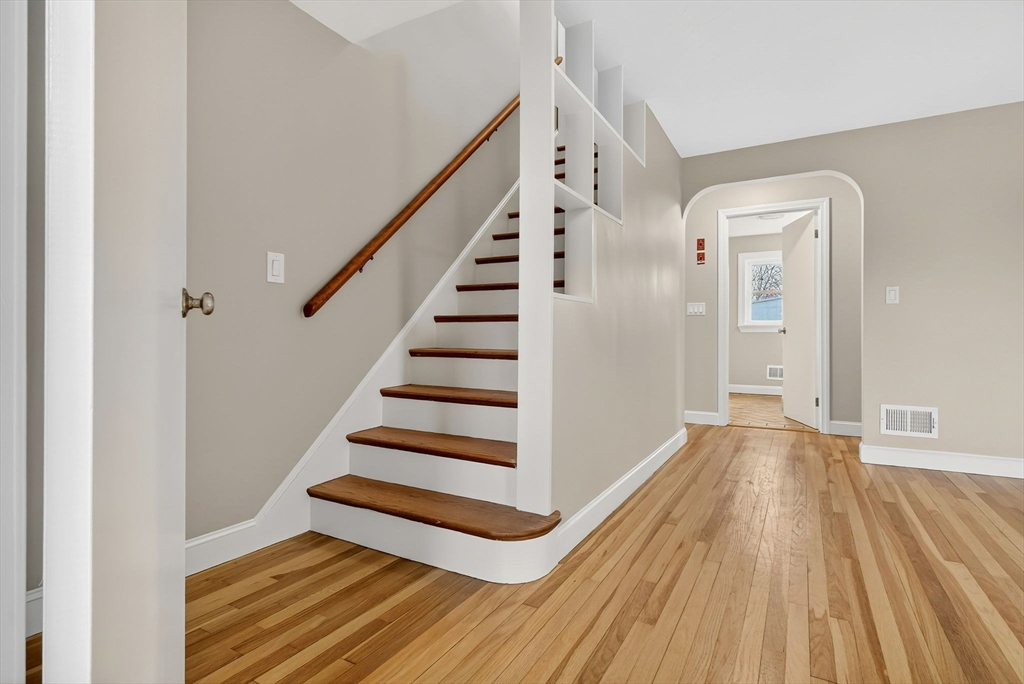 24 Garden St