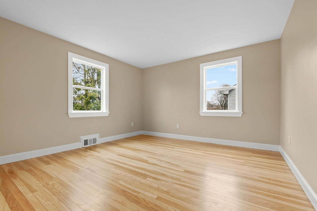 24 Garden St