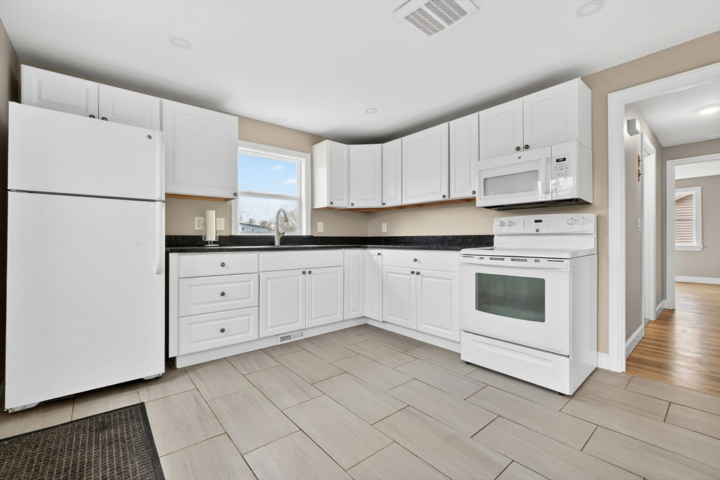 24 Garden St