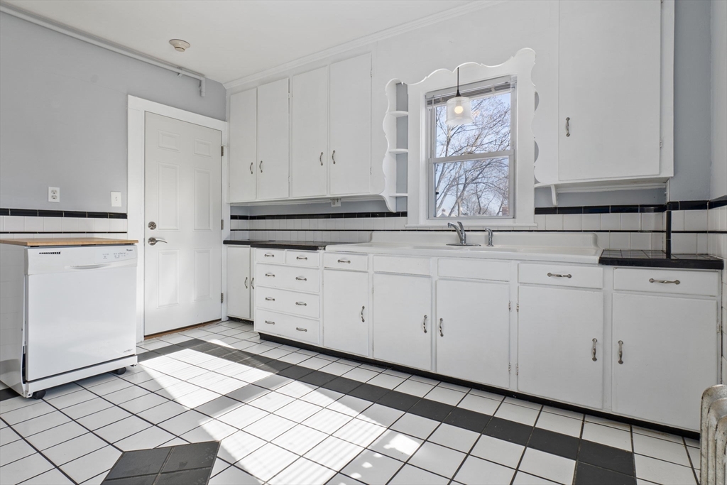 55 Pine St # 2