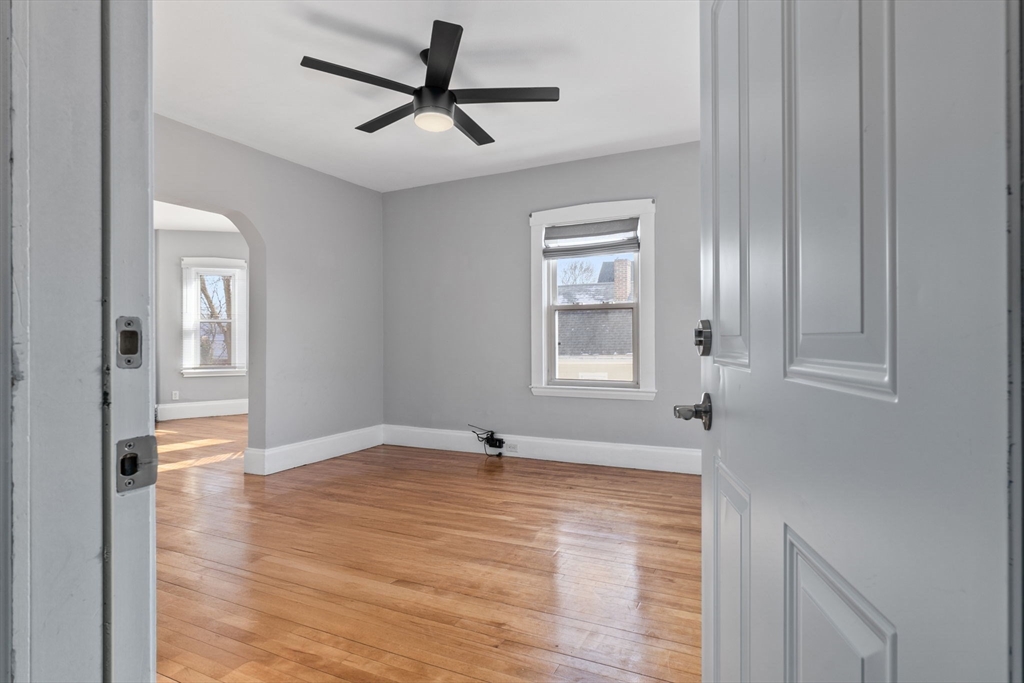 55 Pine St # 2