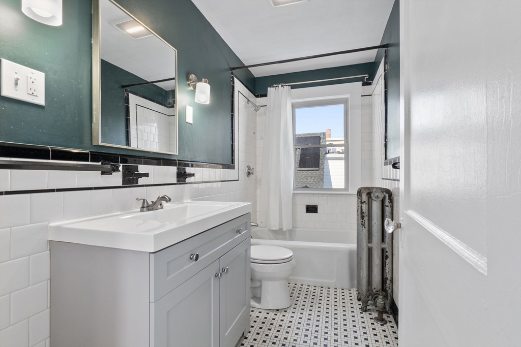 55 Pine St # 2