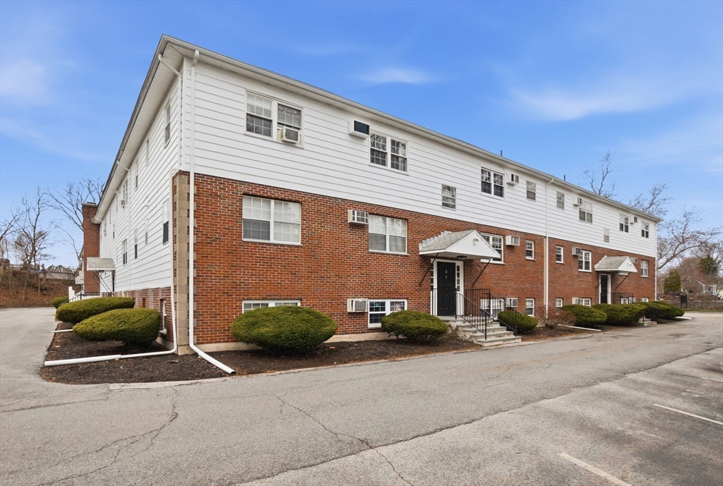 6 Venice St # B6