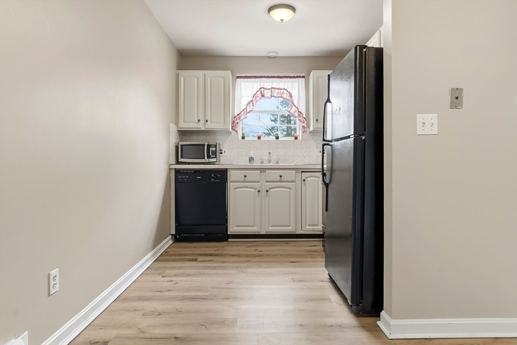 6 Venice St # B6