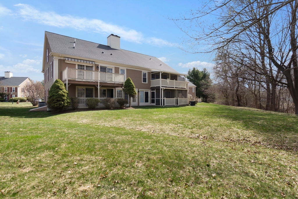 25 Essex Green Ln # C