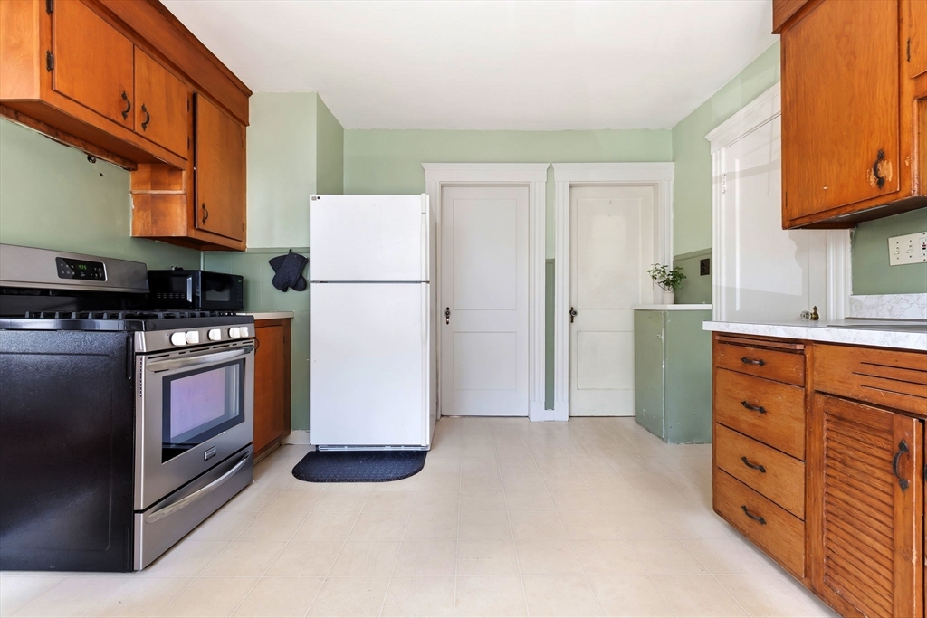 13 Kirkland Rd