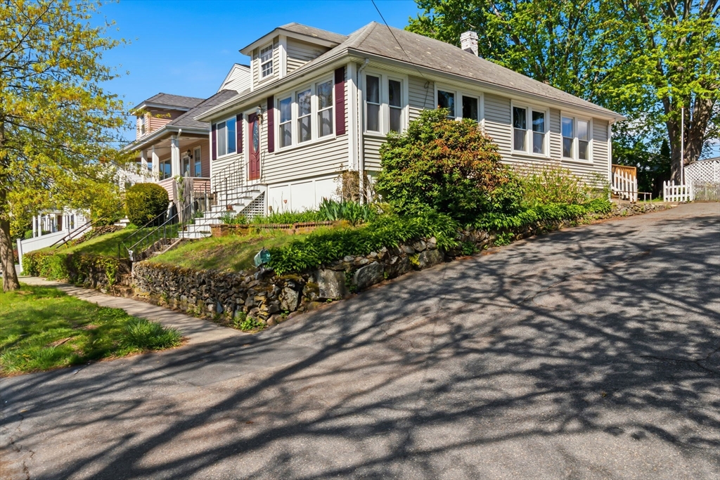 13 Kirkland Rd