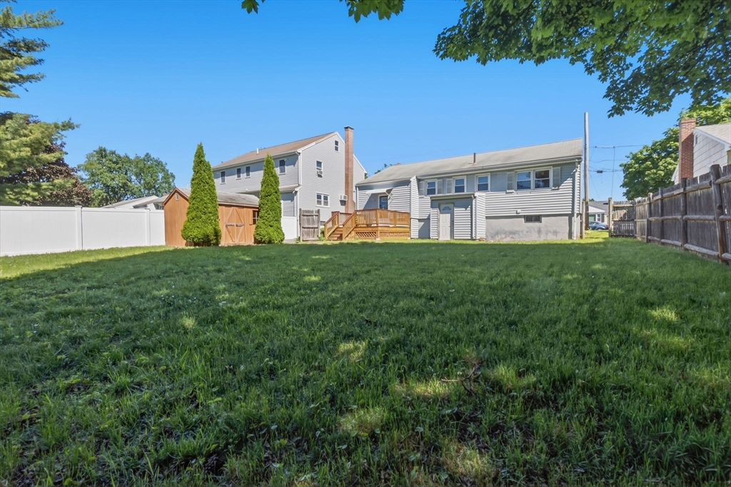 15 Carol Ann Rd