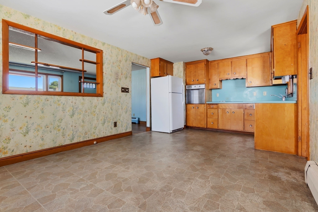15 Carol Ann Rd