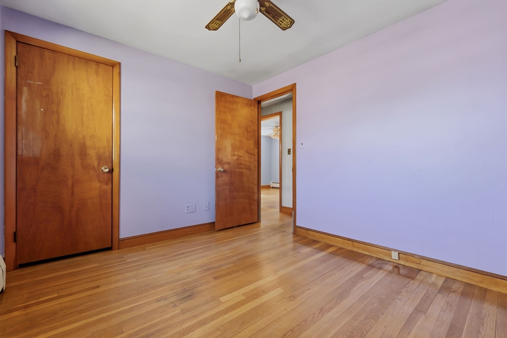 15 Carol Ann Rd