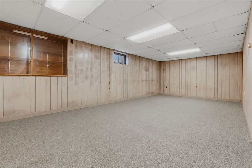 15 Carol Ann Rd