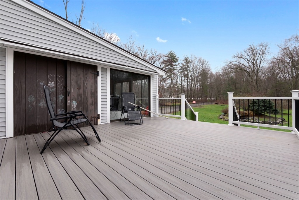 54 Rabbit Rd