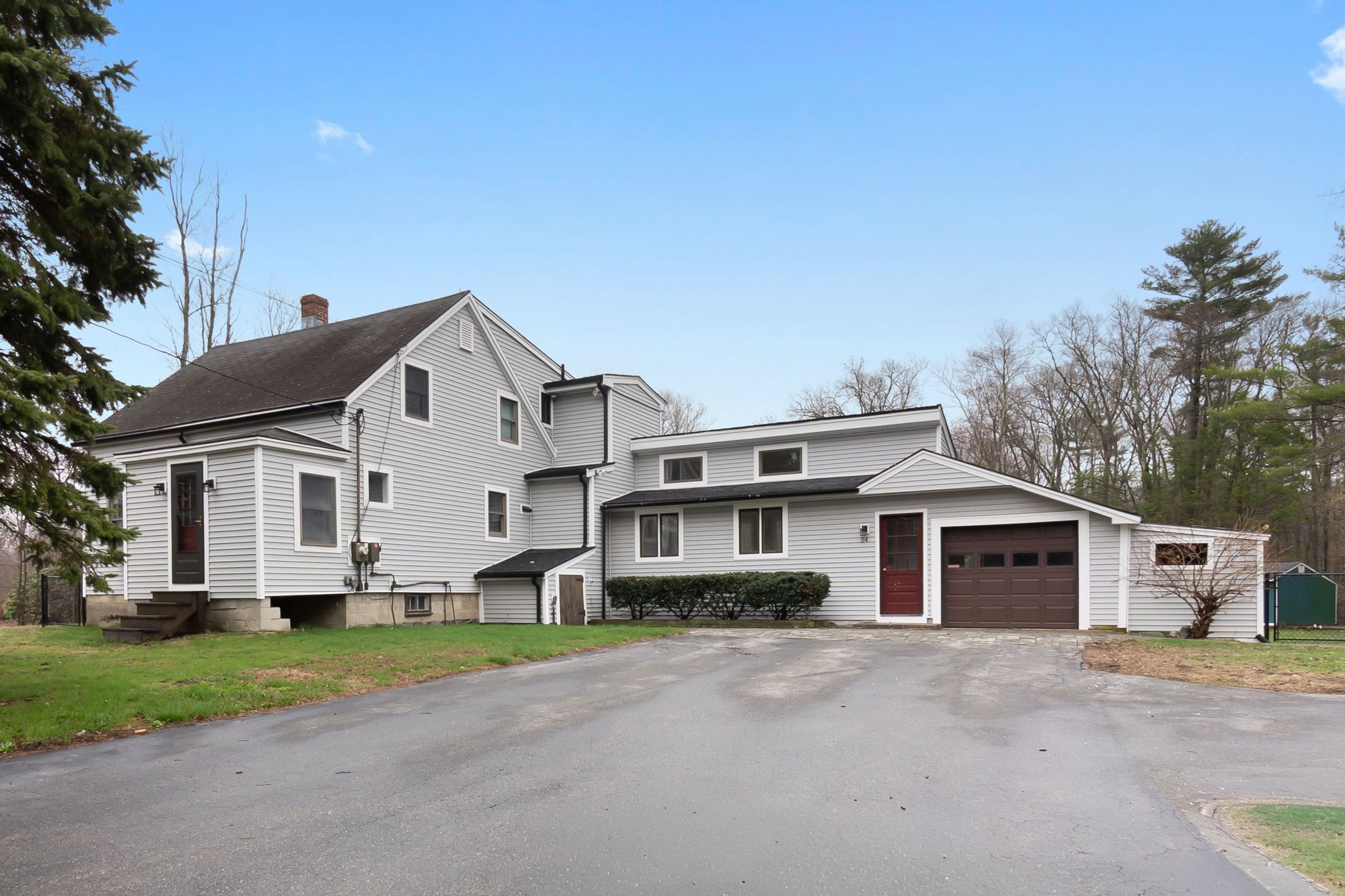 54 Rabbit Rd