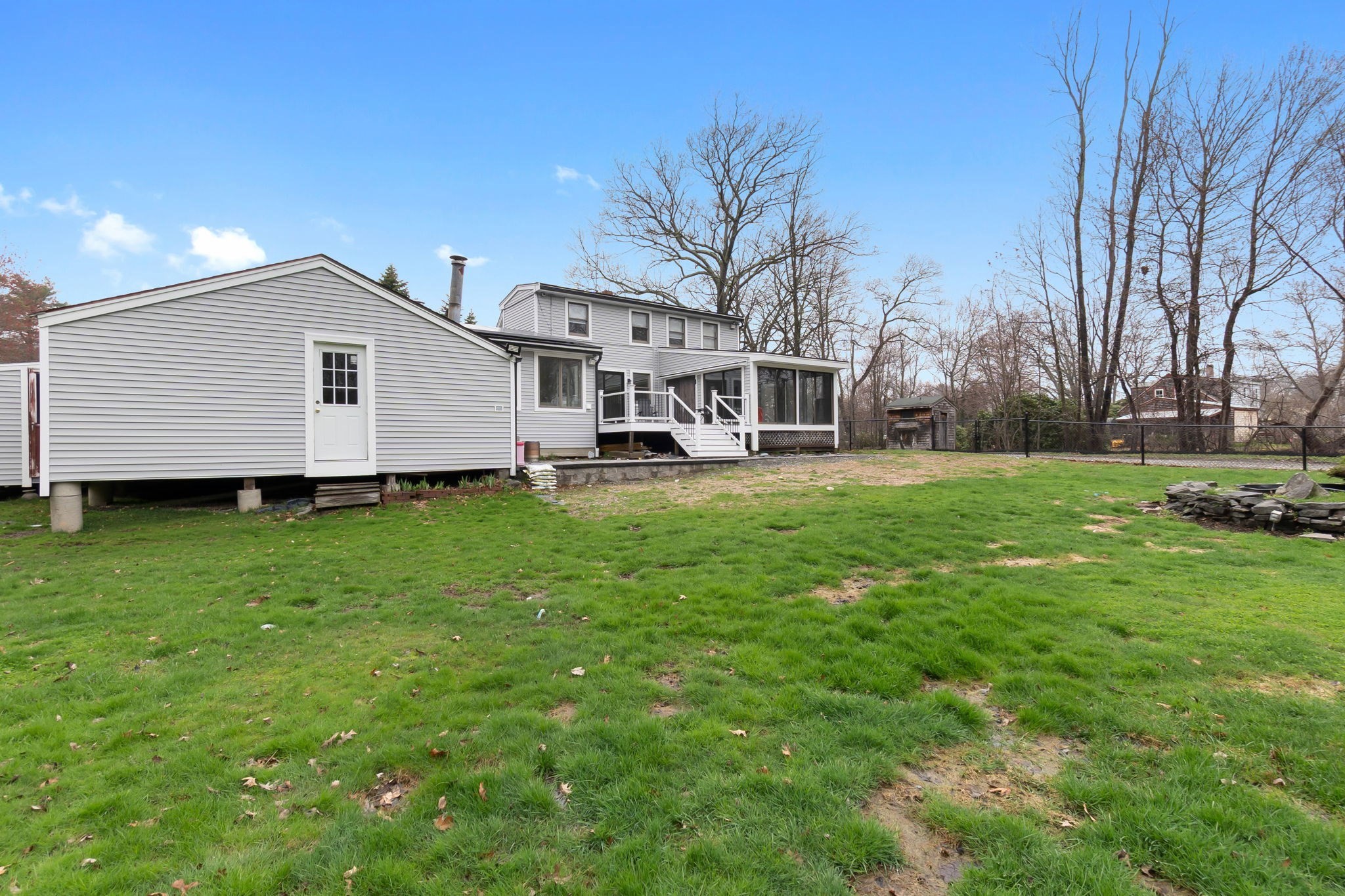54 Rabbit Rd